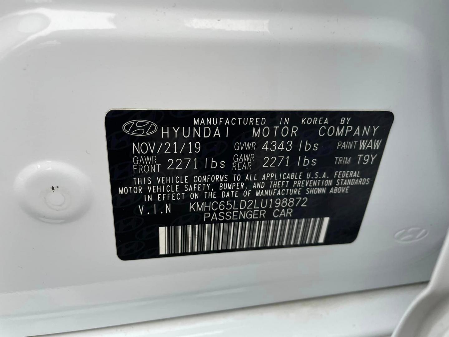 2020 WHITE /GRAY Hyundai Ioniq Plug-In Hybrid SE (KMHC65LD2LU) with an 1.6L L4 DOHC 16V HYBRID engine, 6A transmission, located at 744 E Miner Ave, Stockton, CA, 95202, (209) 944-5770, 37.956863, -121.282082 - Photo#15